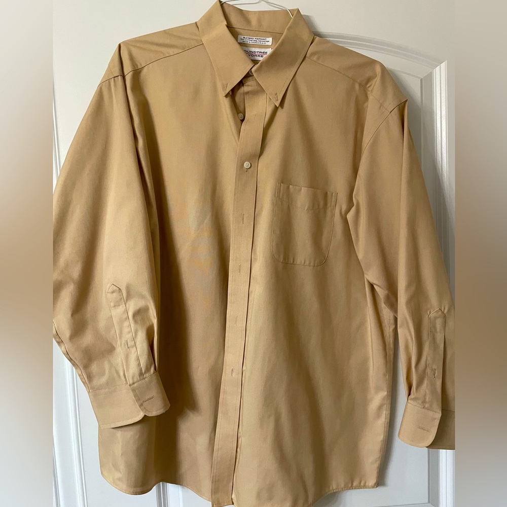 Men’s 17 33 Beige long sleeve dress shirt 👔👔👔